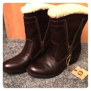 Born Danila Shearling brown lined Boots Sz 6.5 NWT